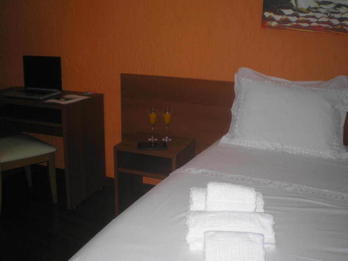 Athens Palace Hotel Santa Bárbara Εξωτερικό φωτογραφία